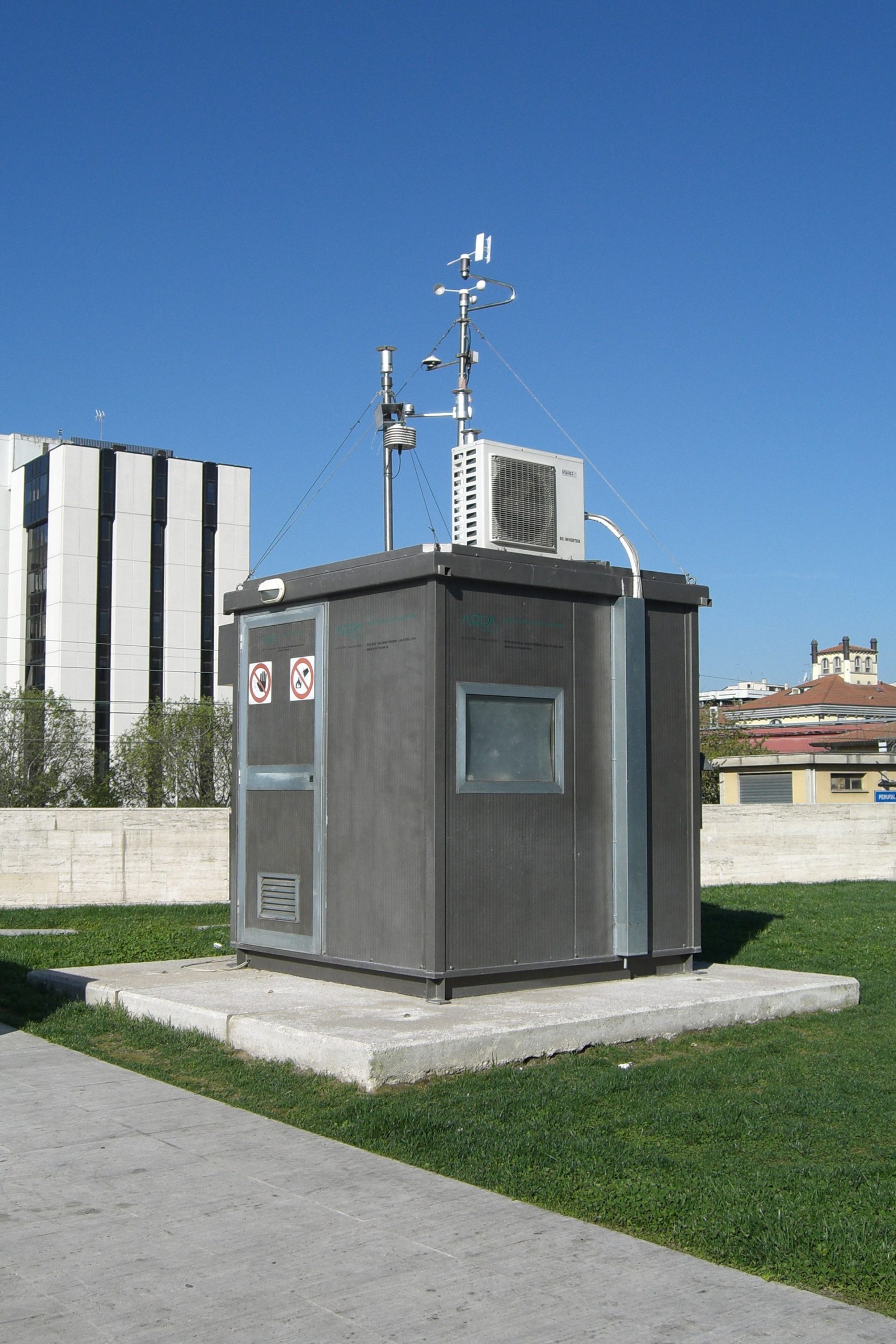 Sampling System Guide for Environmental Monitoring visual reference image
